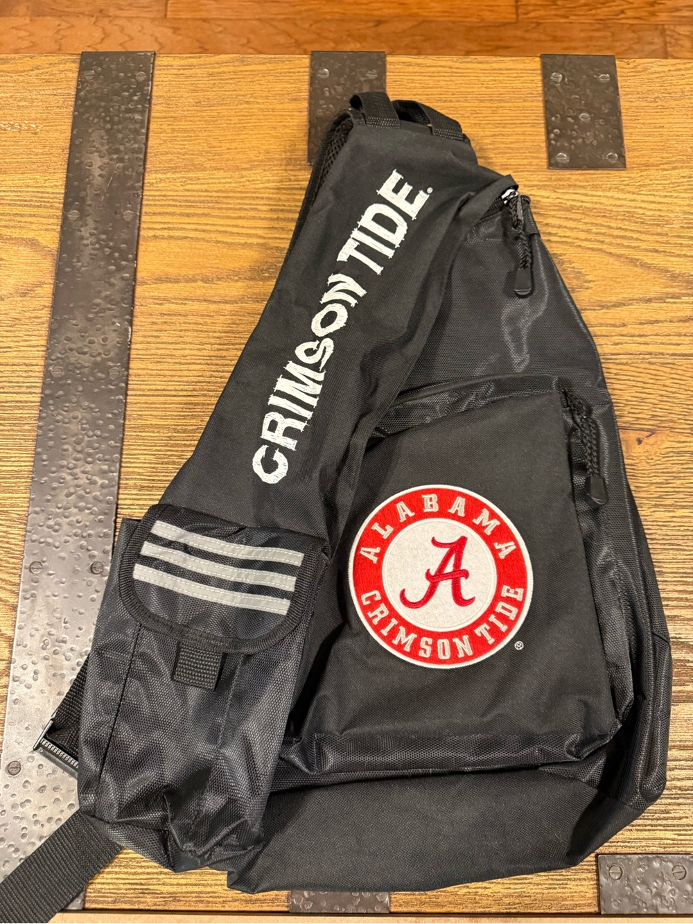 A39 - Alabama Crimson Tide Sling Backpack - Black